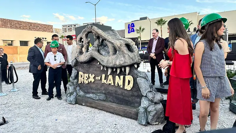 Rex Land Laguna | Colocan primera piedra